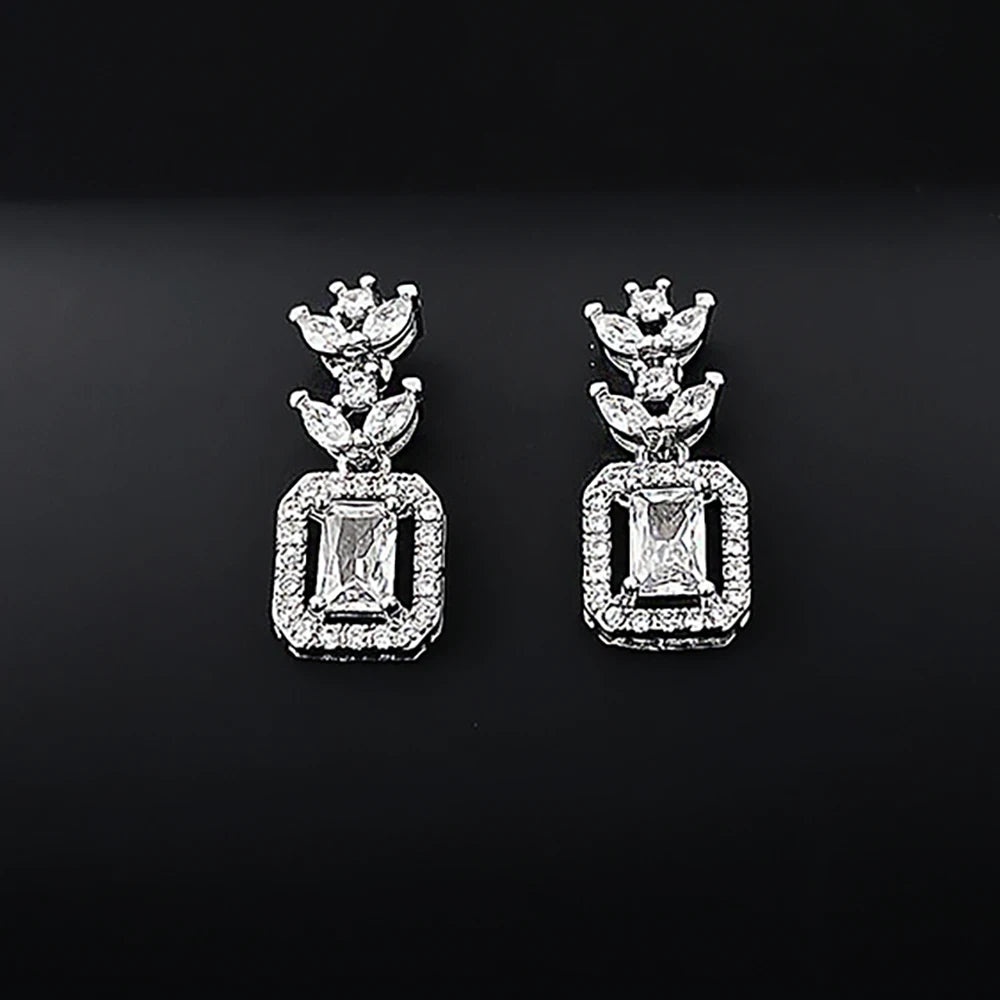 Mariana Earrings for Women – Elegant, High-Quality Design with a Smooth, Luxurious Finish