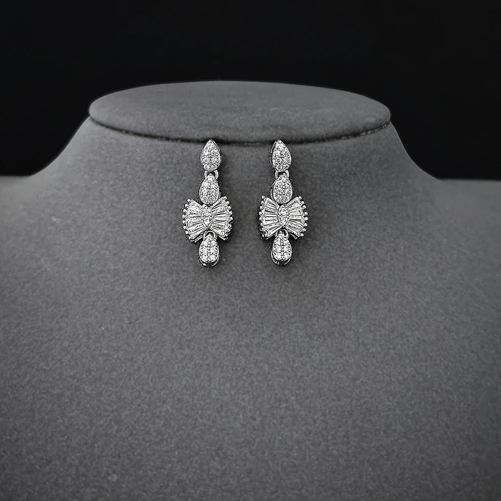 Mariana Earrings for Women – Elegant, High-Quality Design with a Smooth, Luxurious Finish