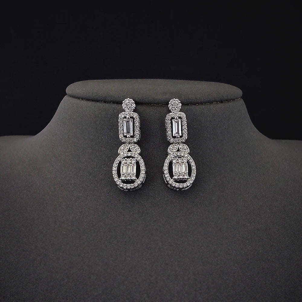 Mariana Earrings for Women – Elegant, High-Quality Design with a Smooth, Luxurious Finish