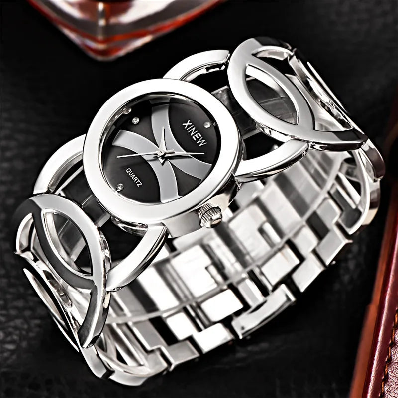 Premium Women's Quartz Watch – Gold-Tone Luxury Bracelet Design