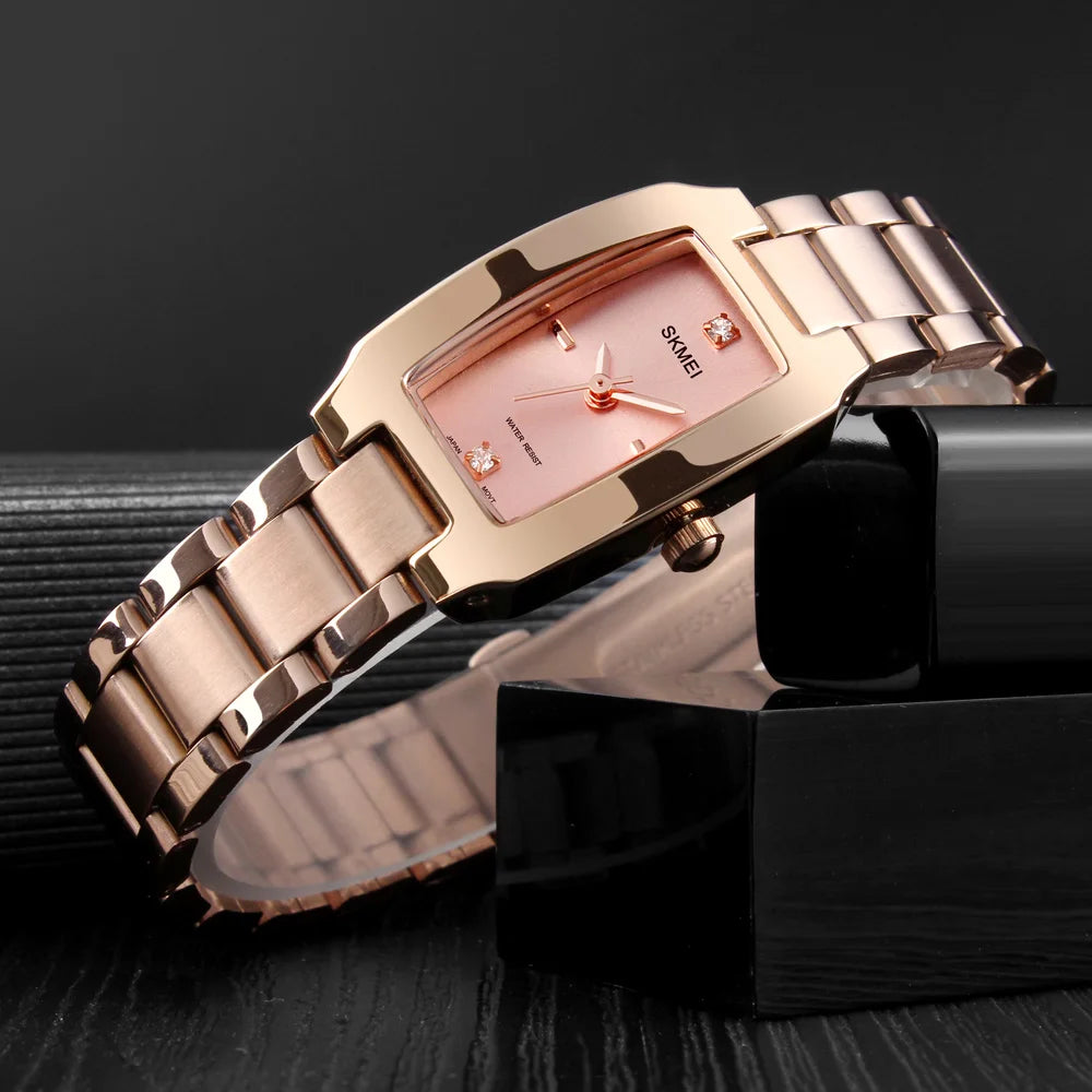 Elegant Rhinestone Waterproof Quartz Watch – A Stylish and Timeless Design