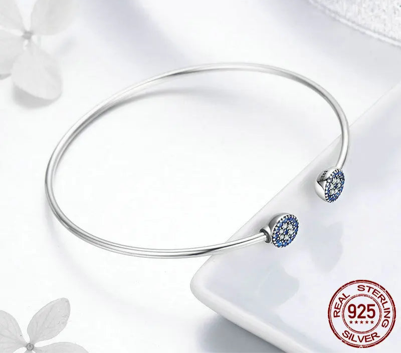 Lucky Eye Bracelet – An Elegant & Timeless 925 Sterling Silver Bangle