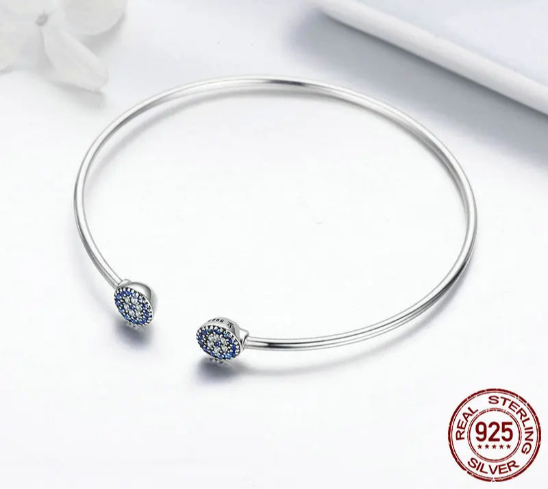 Lucky Eye Bracelet – An Elegant & Timeless 925 Sterling Silver Bangle