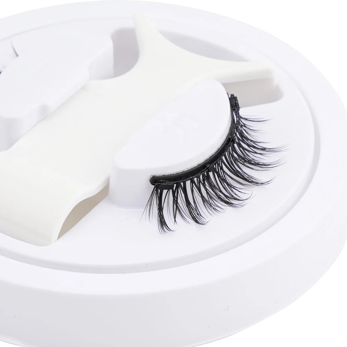 Magnetic Faux Mink Eyelashes Set – Fluffy, Reusable Lashes with Magnetic Tweezers | Natural Long Look